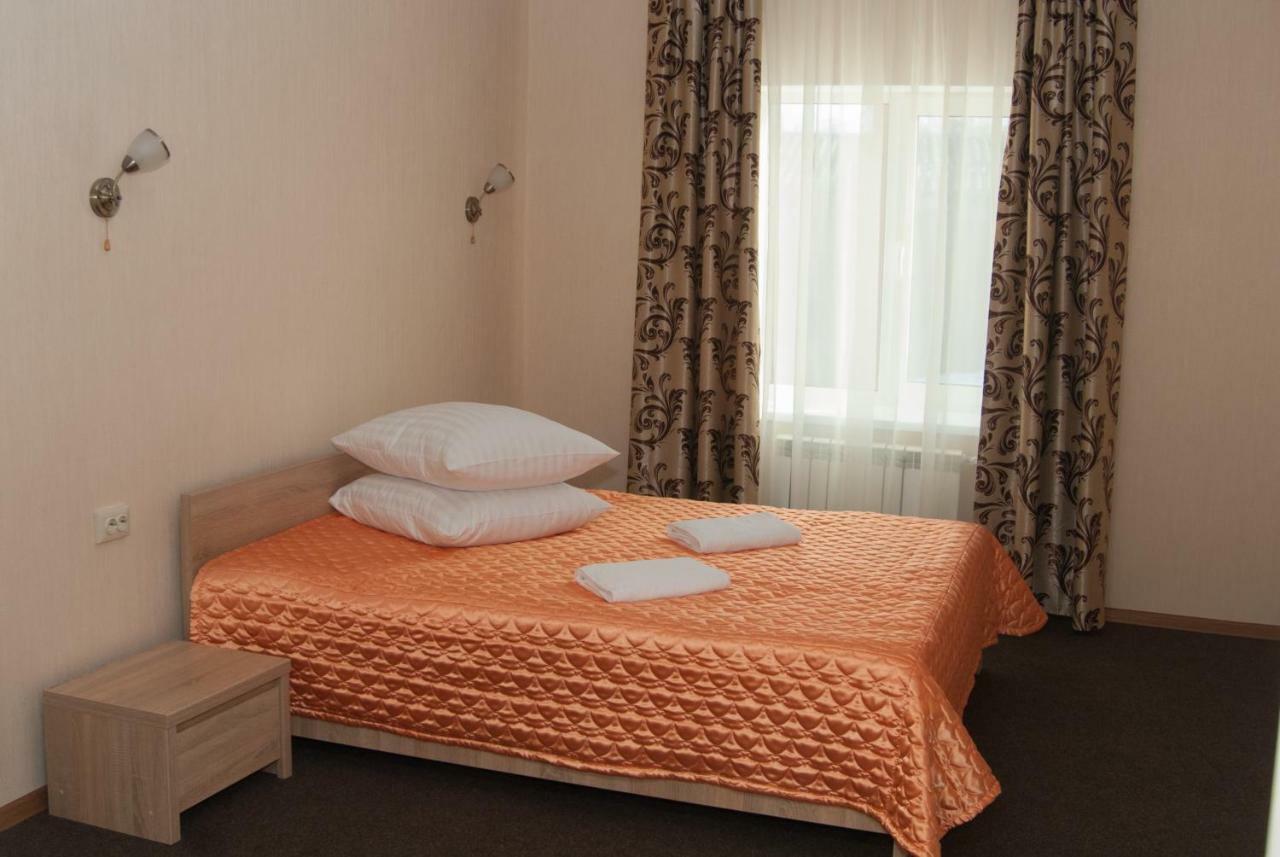 Hotel Veles Brovary